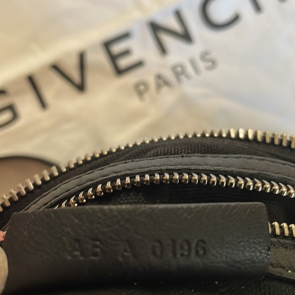 Authentic Givenchy Pandora Bag - Picture 5 of 6